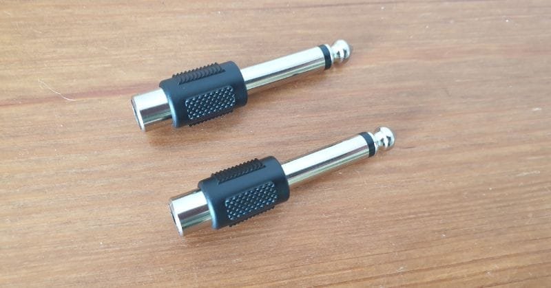 Mono female RCA to male 6.3mm (¼ inch) jack adapters Mono female RCA to male 6.3mm (¼ inch) jack adapters