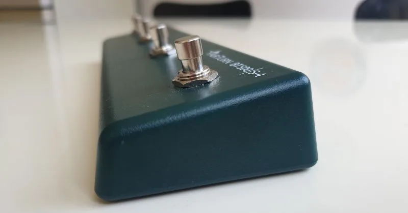 Airturn BT500S-4 Tilted design Airturn BT500S-4 Tilted design