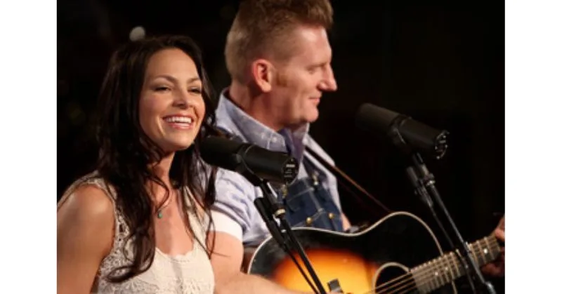 vocal and acoustic guitar duo